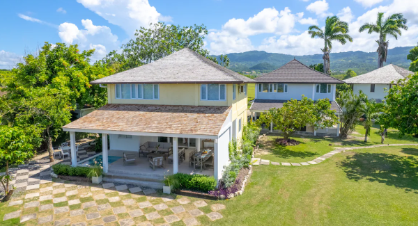 In Drax Hall, Ocho Rios 3